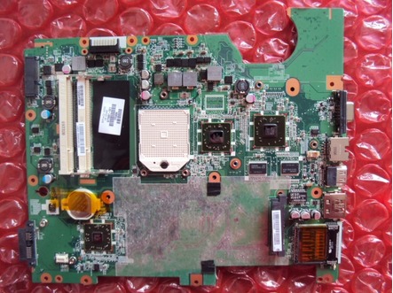 USED LENOVO IBM ThinkPad R60E Motherboard 42W2592 - Click Image to Close