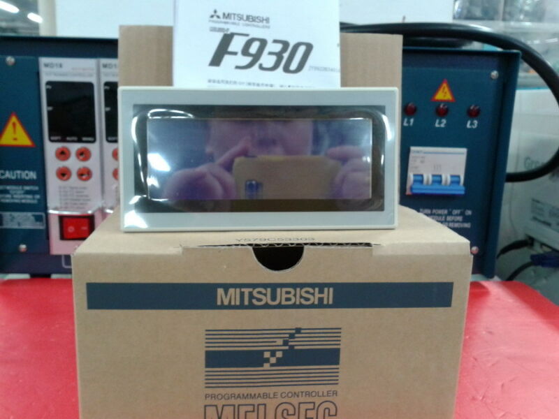 NEW IN BOX MITSUBISHI TOUCH PANEL F930GOT-BWD-C EXPEDITED SHIPPING - zum Schließen ins Bild klicken
