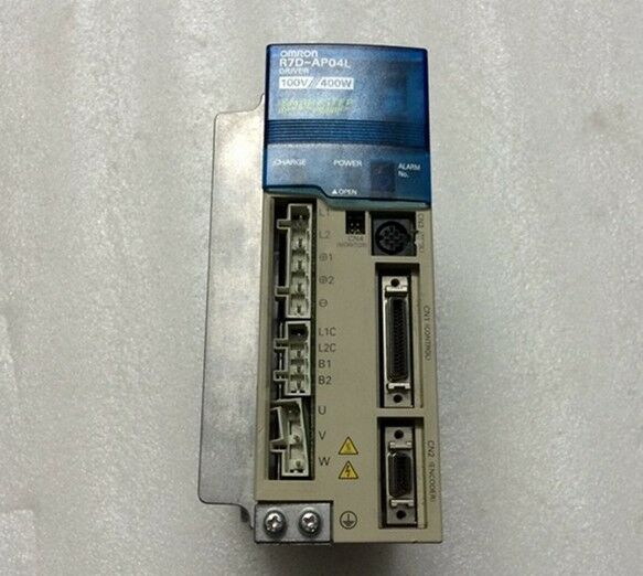 1PC USED OMRON AC SERVO DRIVER R7D-AP04L EXPEDITED SHIPPING