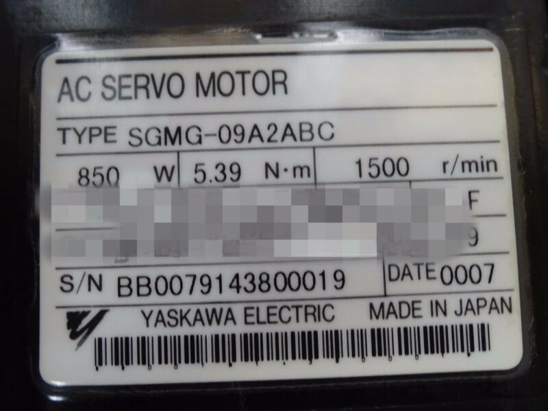 1PC YASKAWA AC SERVO MOTOR SGMG-09A2ABC NEW ORIGINAL EXPEDITED SHIPPING - Click Image to Close