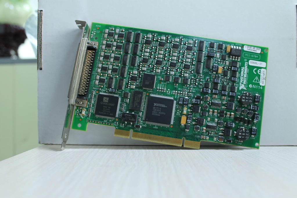 PCI-6704 National Instruments Analog Output Device NI PCI 6704