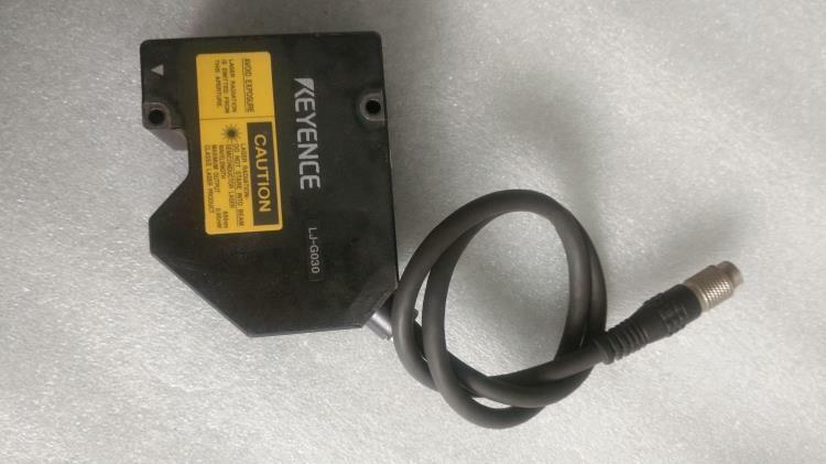 KEYENCE LJ-G030 LJG030 used and tested - Click Image to Close