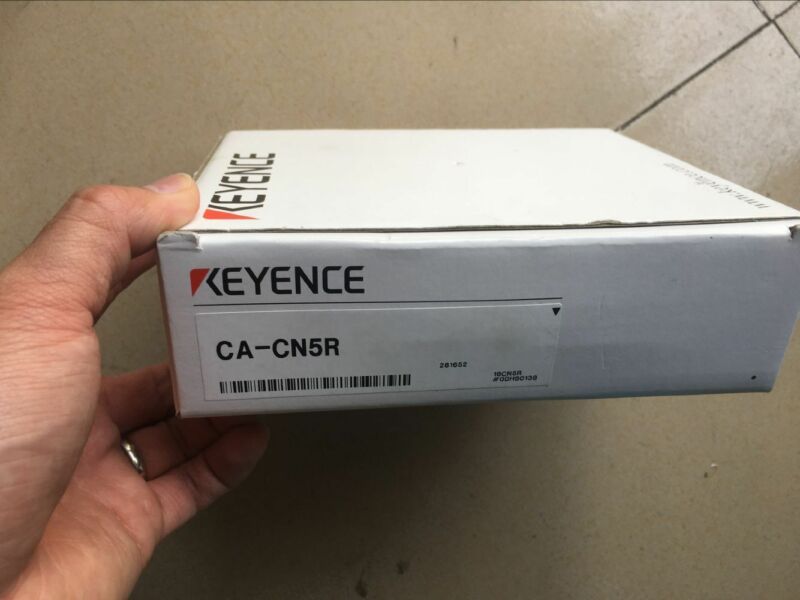 Keyence CA-CN5R CACN5R New In Box 1PCS