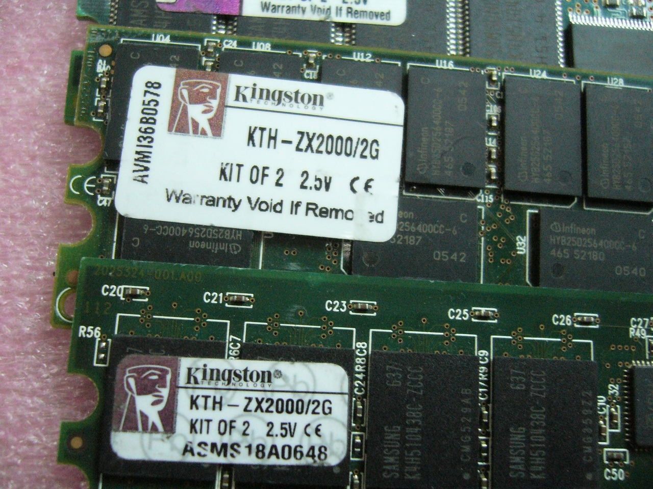 QTY 1x 1GB DDR PC-2100R 266Mhz ECC Registered Server memory Kingston KTH-ZX2000 - zum Schließen ins Bild klicken