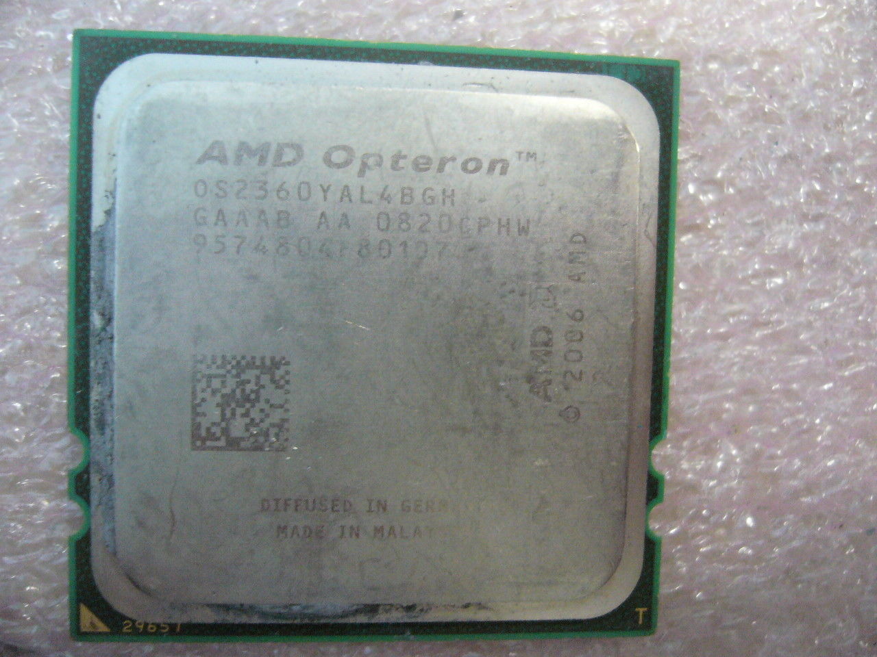 QTY 1x AMD Opteron 2360 SE 2.5 GHz Quad-Core (OS2360YAL4BGH) CPU Socket F 1207