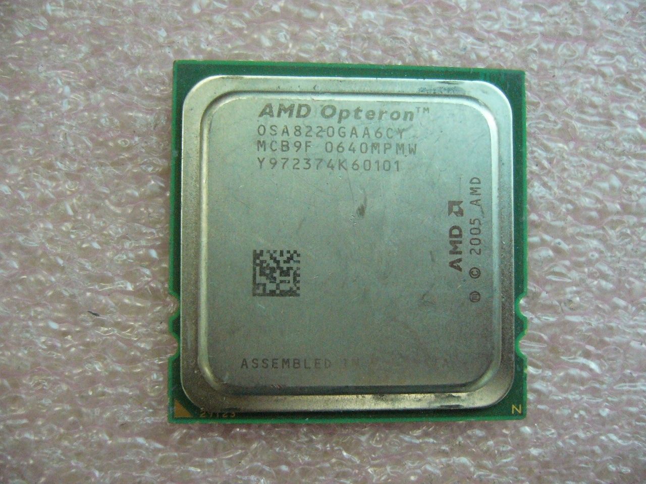 QTY 1x AMD OSA8220GAA6CY Opteron 8220 2.8 GHz Dual Core CPU Socket F 1207 - Click Image to Close