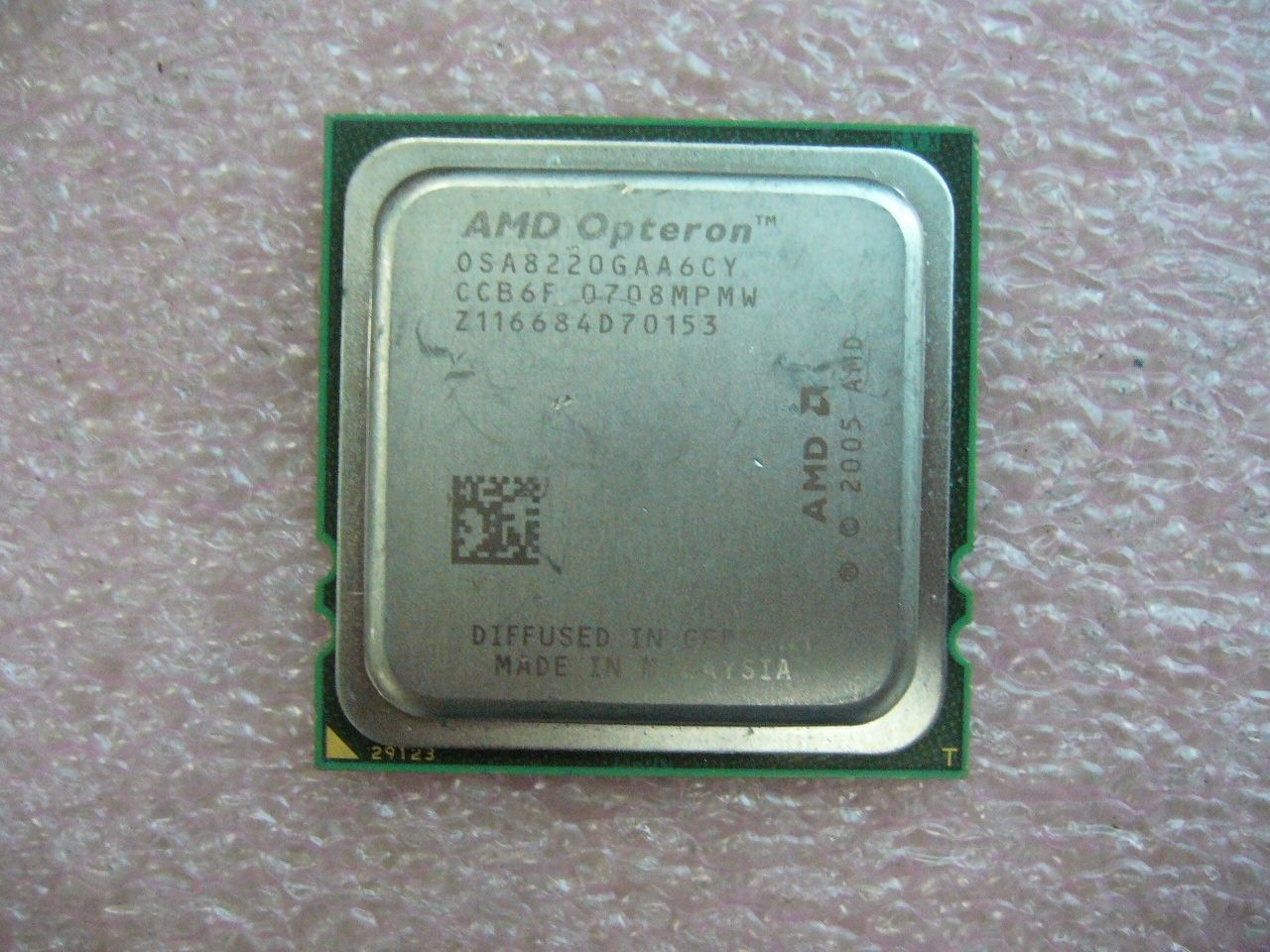 QTY 1x AMD OSA8220GAA6CY Opteron 8220 2.8 GHz Dual Core CPU Socket F 1207 - zum Schließen ins Bild klicken