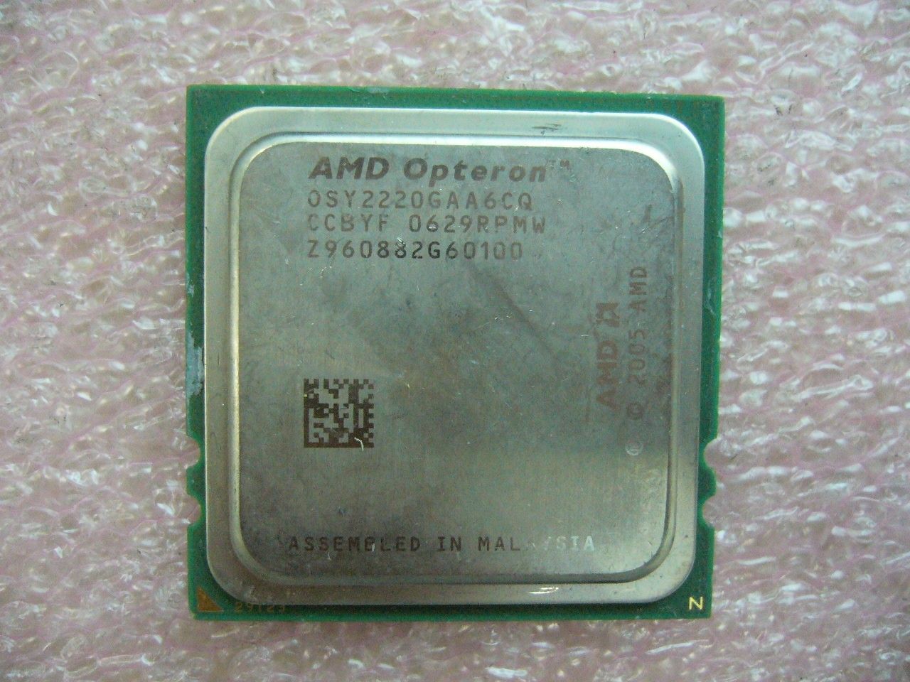 QTY 1x AMD Opteron 2220 SE 2.8 GHz Dual-Core (OSY2220GAA6CQ) CPU Socket F 1207