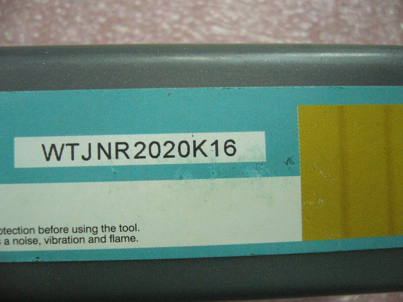 External Turning Toolholder WTJNR 2020K16 for inserts TNMG1604.. TNMG33...