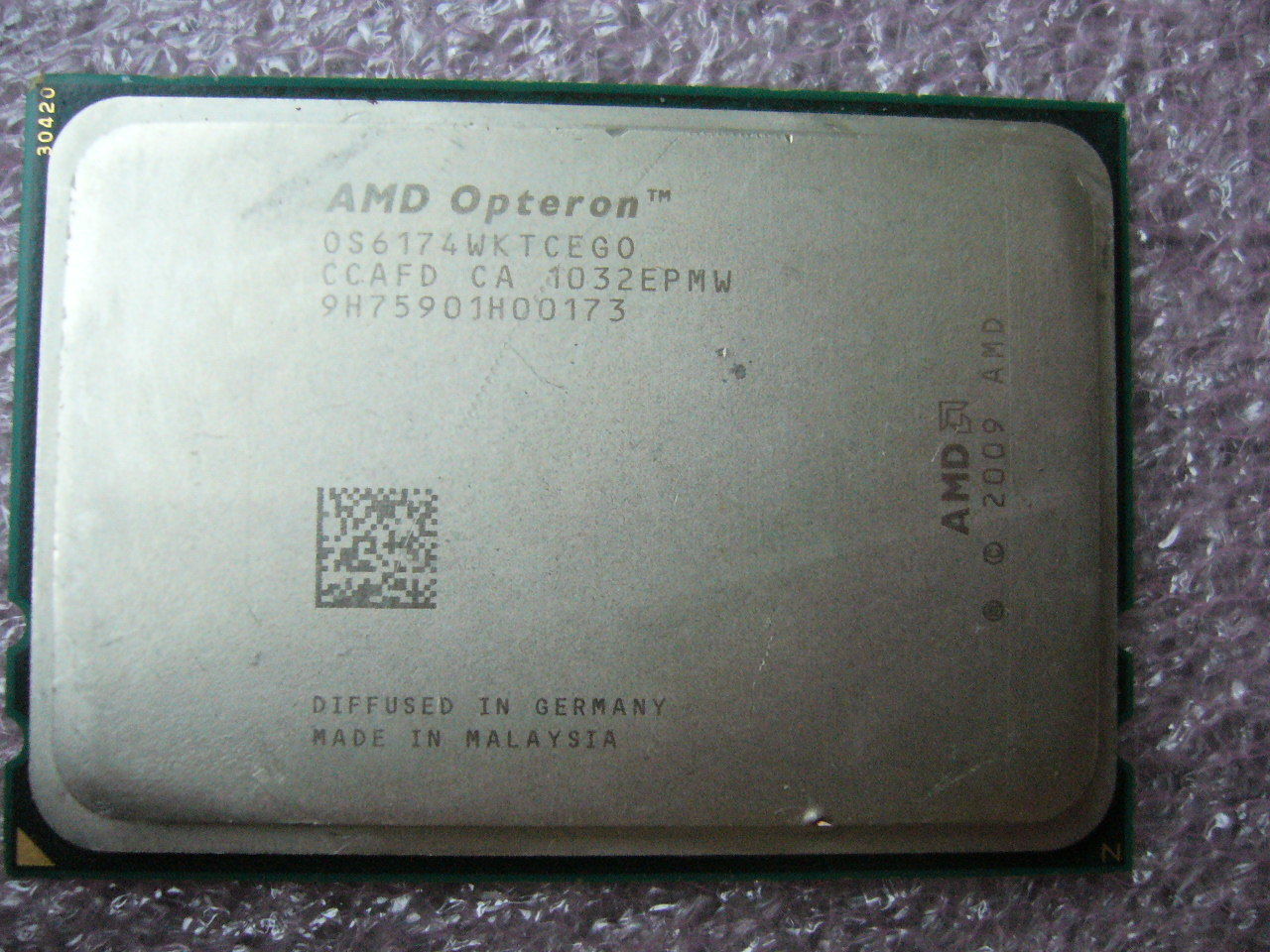 QTY 1x AMD Opteron 6174 2.2 GHz Twelve Core (OS6174WKTCEGO) CPU Tested G34