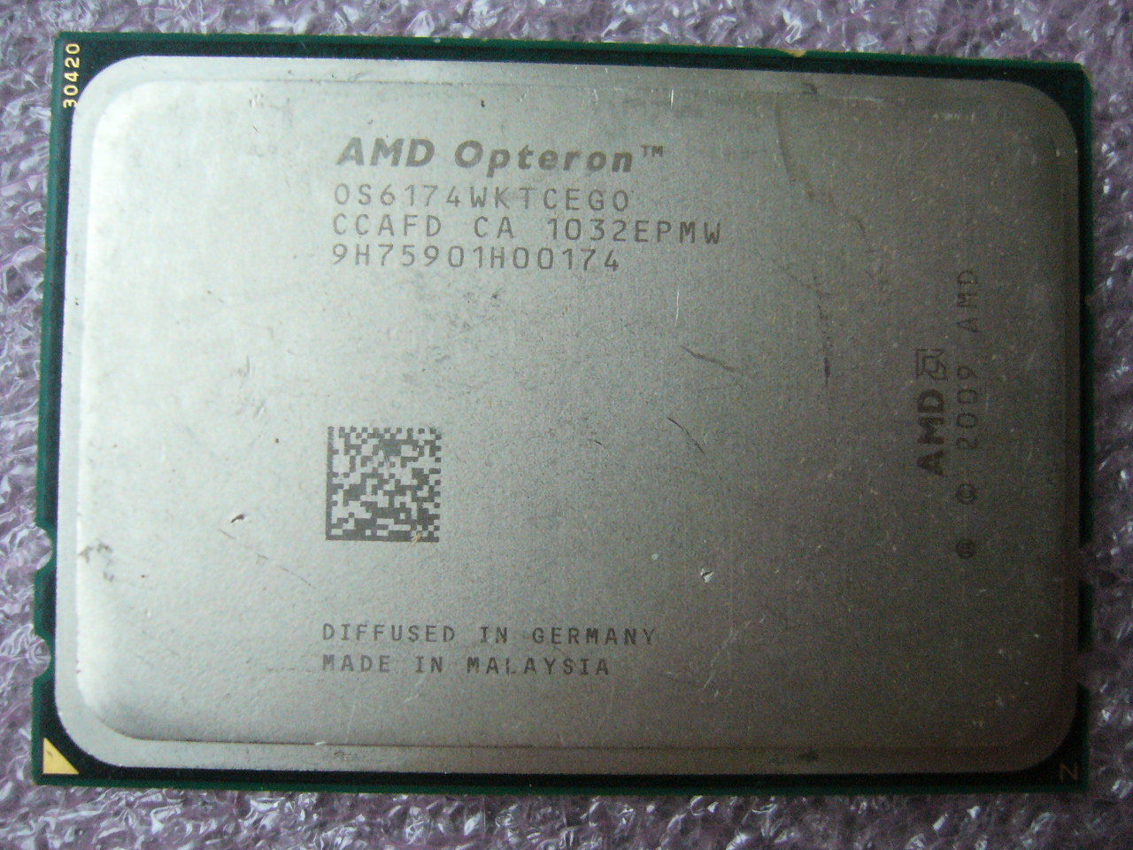 QTY 1x AMD Opteron 6174 2.2 GHz Twelve Core (OS6174WKTCEGO) CPU Tested G34 - zum Schließen ins Bild klicken