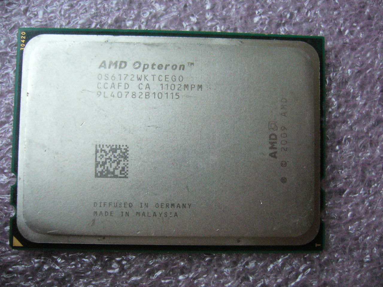 QTY 1x AMD Opteron 6172 2.1 GHz Twelve Core (OS6172WKTCEGO) CPU Tested G34 - zum Schließen ins Bild klicken