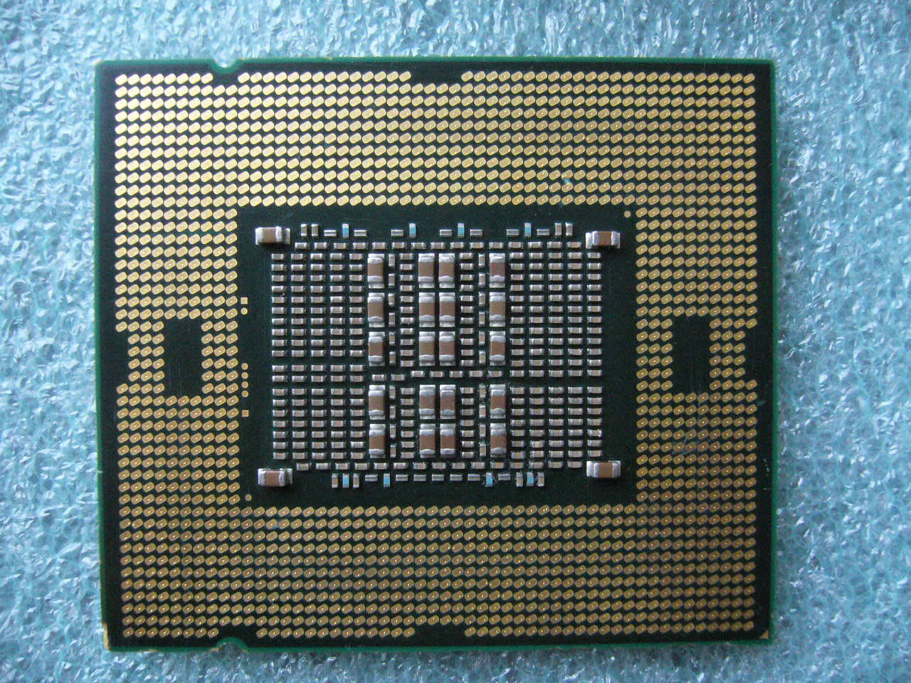 QTY 1x INTEL Ten-Core CPU E7-2850 2.0GHZ/24MB/6.40 LGA1567 SLC3W - zum Schließen ins Bild klicken