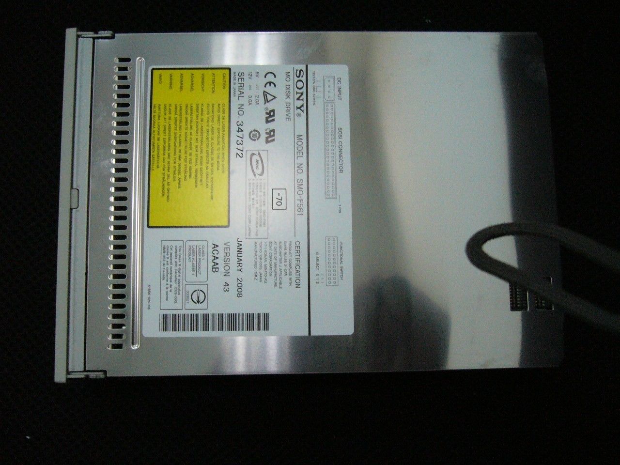 QTY 1x 9.1GB MO Drive Sony SMO-F561-70 Tested - zum Schließen ins Bild klicken