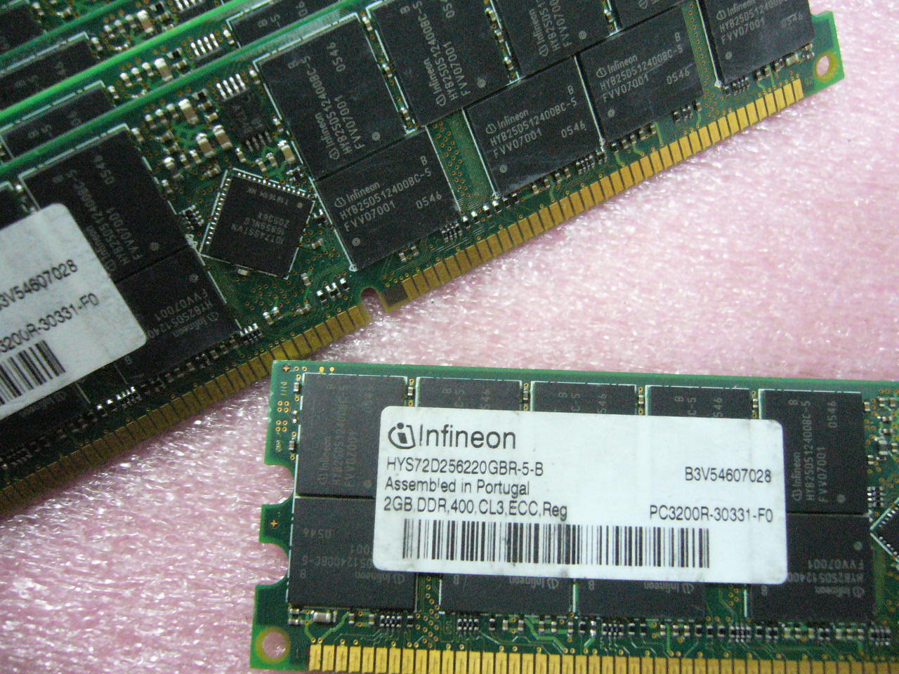 1x 2GB DDR PC-3200R 400Mhz CL3 ECC Registered Server memory Major Brands