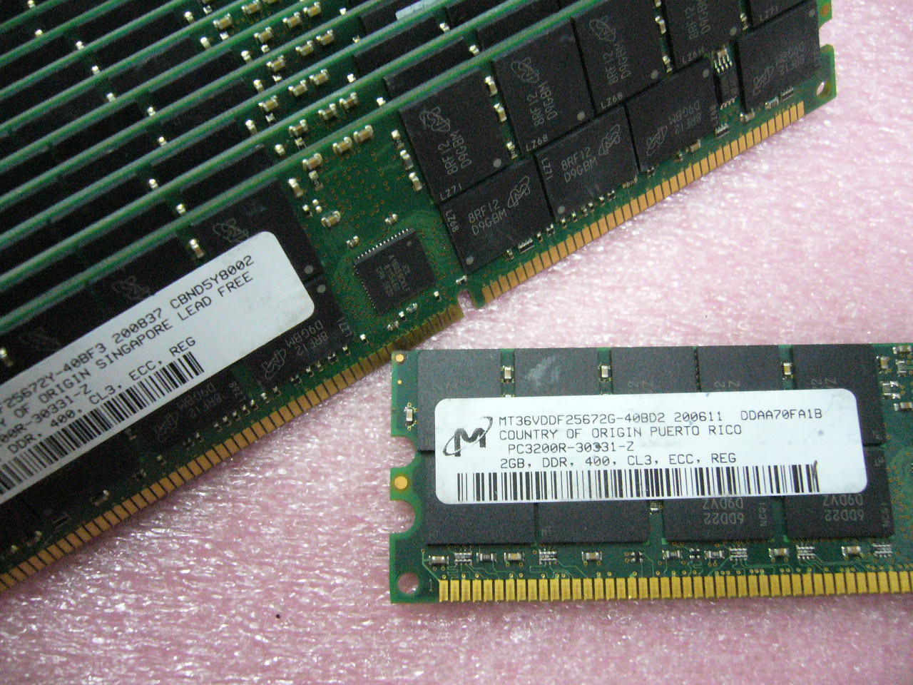 1x 2GB DDR PC-3200R 400Mhz CL3 ECC Registered Server memory Major Brands - zum Schließen ins Bild klicken