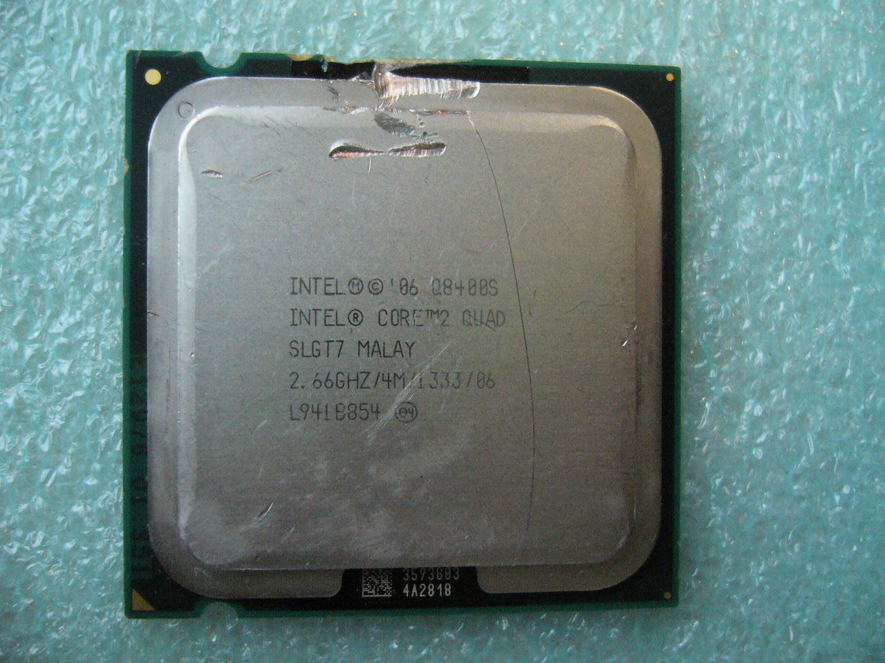 QTY 1x INTEL Core2 Quad Q8400S CPU 2.66GHz/4MB/1333Mhz LGA775 SLGT7 65W damaged