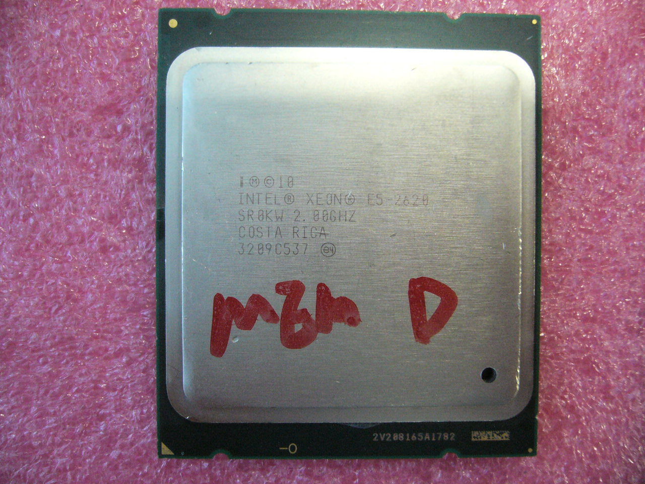 QTY 1x Intel CPU E5-2620 CPU 6-Cores 2.0Ghz LGA2011 SR0KW Mem Channel damaged - zum Schließen ins Bild klicken