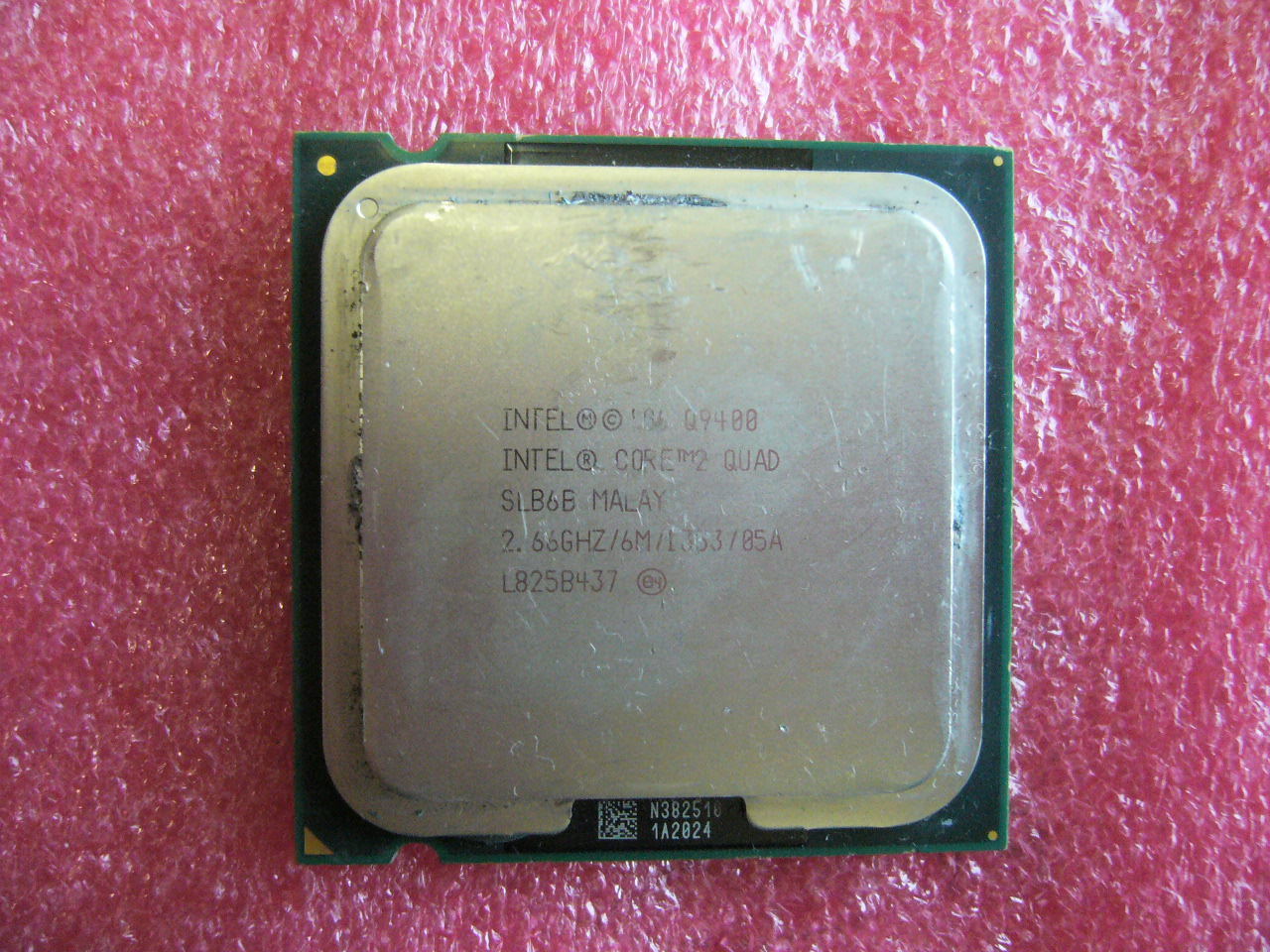 QTY 1x INTEL Quad Cores Q9400 CPU 2.66GHz/6MB/1333Mhz LGA775 SLB6B - zum Schließen ins Bild klicken