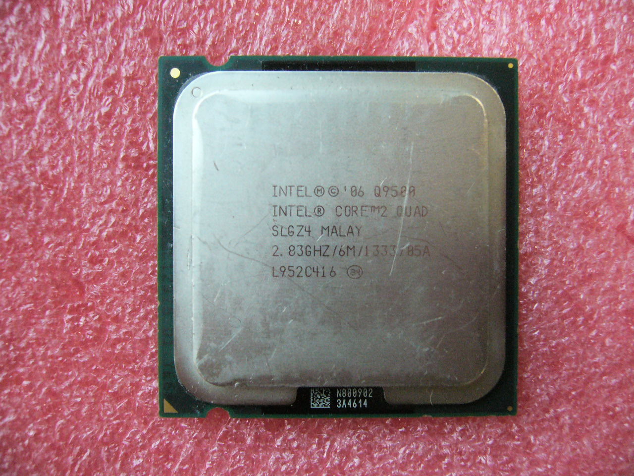 QTY 1x INTEL Quad Cores Q9500 CPU 2.83GHz/6MB/1333Mhz LGA775 SLGZ4