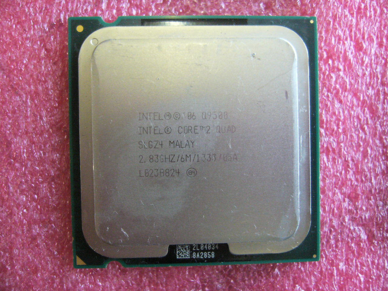 QTY 1x INTEL Quad Cores Q9500 CPU 2.83GHz/6MB/1333Mhz LGA775 SLGZ4 - zum Schließen ins Bild klicken