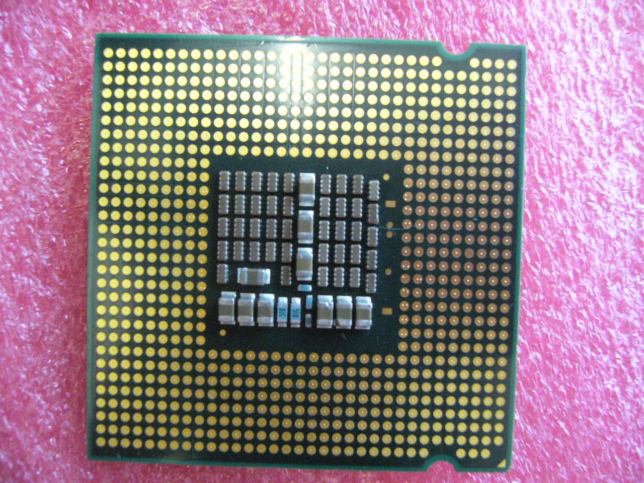 QTY 1x INTEL Core2 Quad Q6600 CPU 2.40GHz/8MB/1066Mhz LGA775 SL9UM - zum Schließen ins Bild klicken