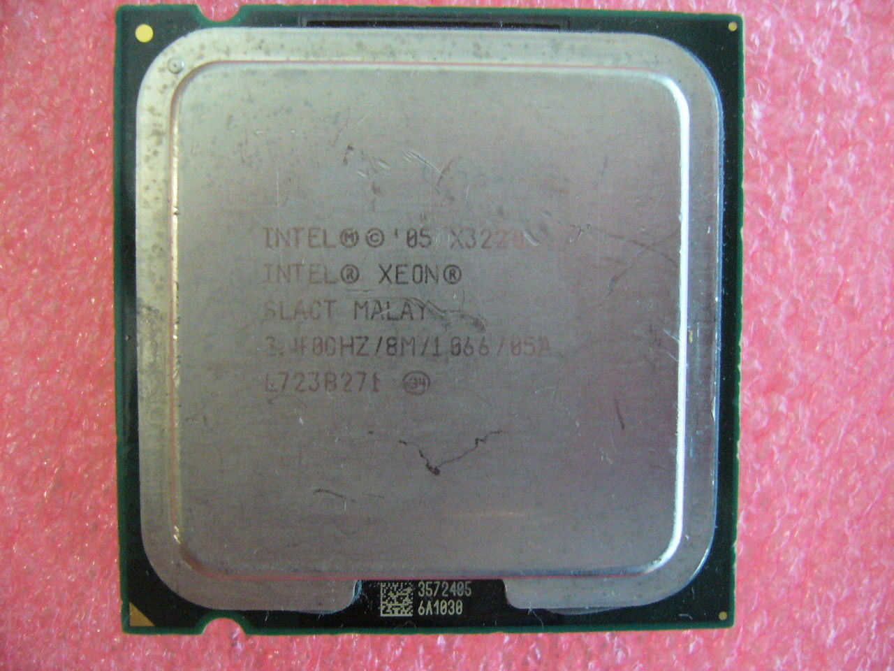 QTY 1x INTEL Quad Cores X3220 CPU 2.40GHz/8MB/1066Mhz LGA775 SLACT SL9UP