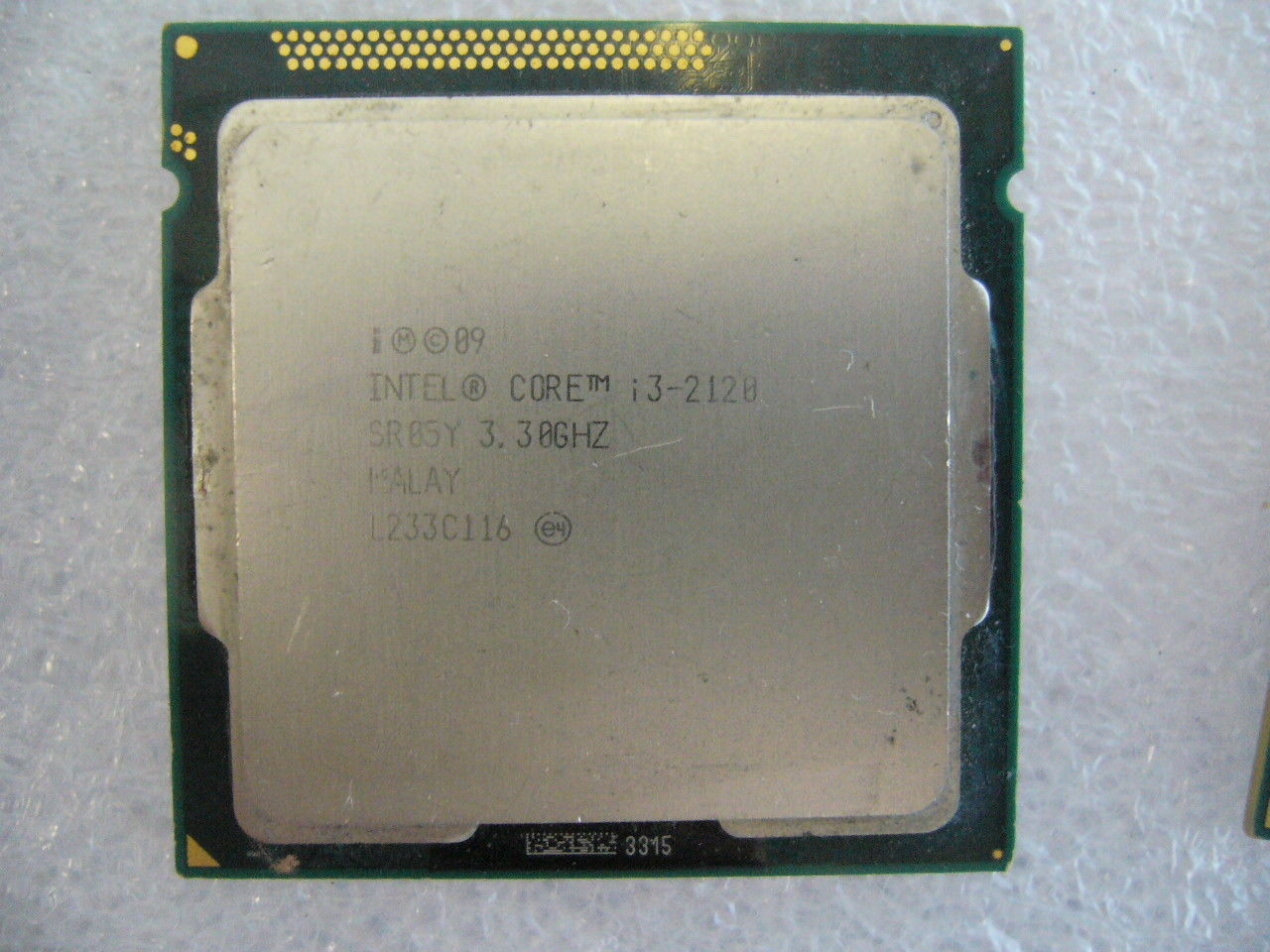 QTY 1x INTEL CPU i3-2120 3.3GHZ/3MB LGA1155 SR05Y NOT WORKING - zum Schließen ins Bild klicken