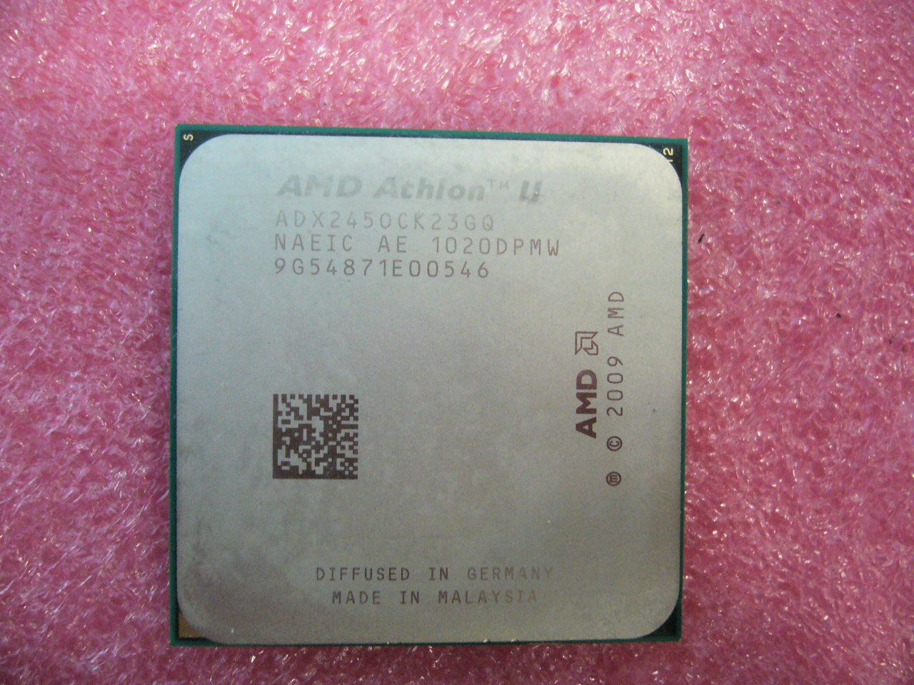 QTY 1x AMD Athlon II X2 245 2.9 GHz Dual-Core (ADX245OCK23GQ) CPU Socket AM3