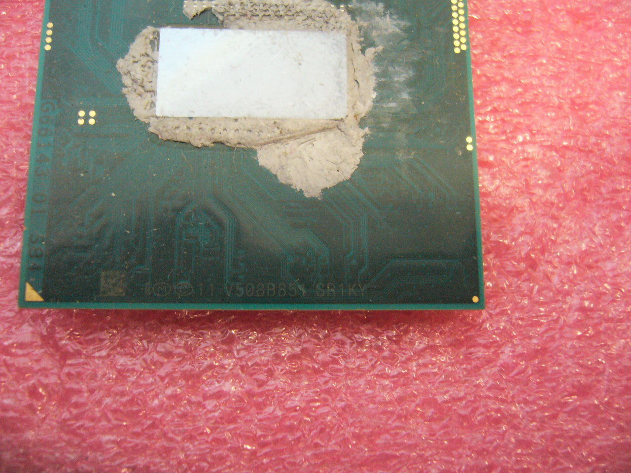 QTY 1x Intel CPU i7-4610M Dual-Core 3.0 Ghz rPGA946 SR1KY Socket G3 NOT WORKING - zum Schließen ins Bild klicken