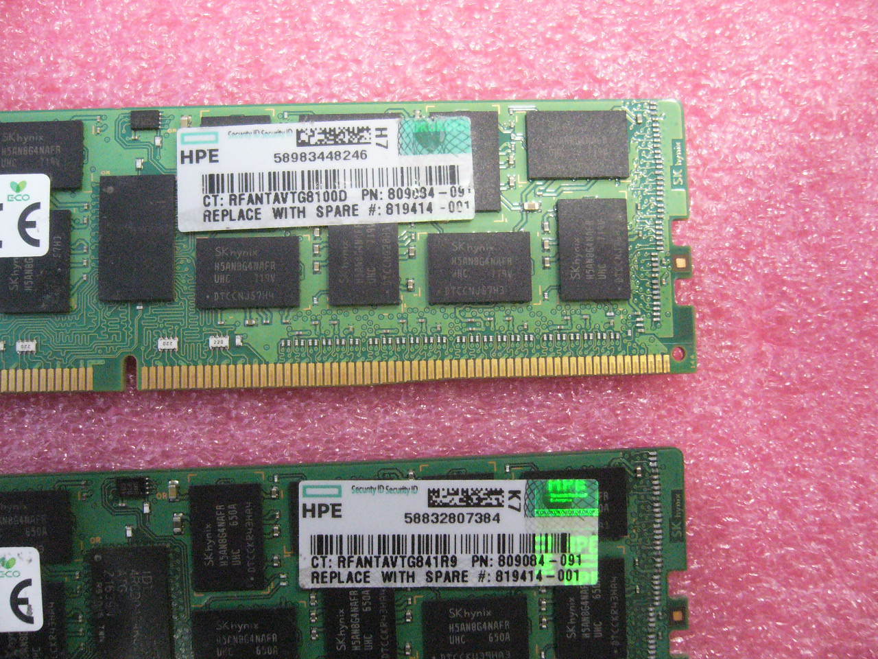 QTY 1x 32GB DDR4 2Rx4 PC4-2400T-LB0 ECC Registered memory SK Hynix HP 809084-091 - zum Schließen ins Bild klicken