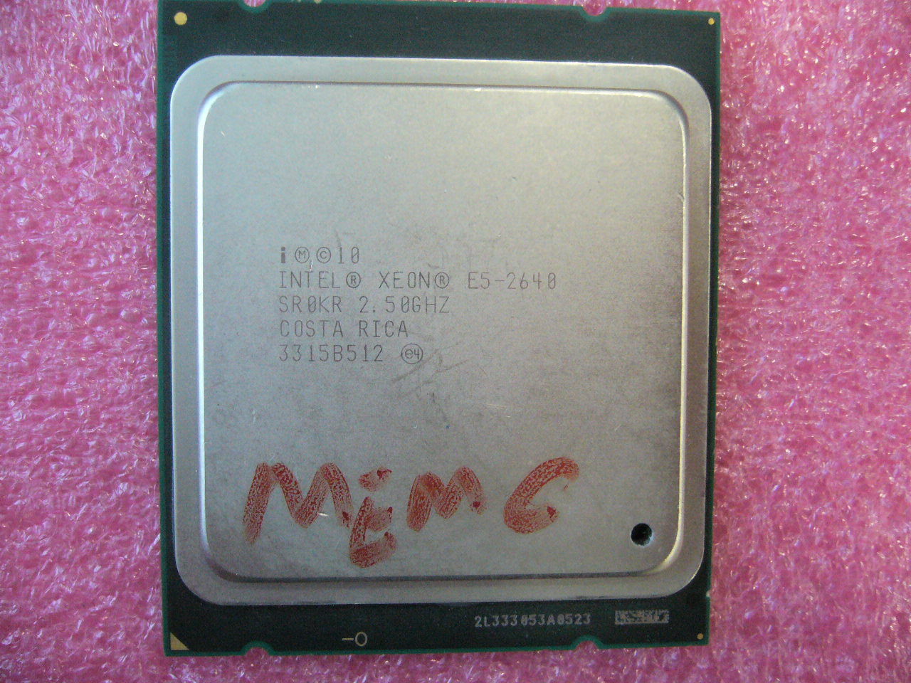 QTY 1x Intel CPU E5-2640 CPU 6-Cores 2.5Ghz LGA2011 SR0KR Mem Channel damaged - Click Image to Close