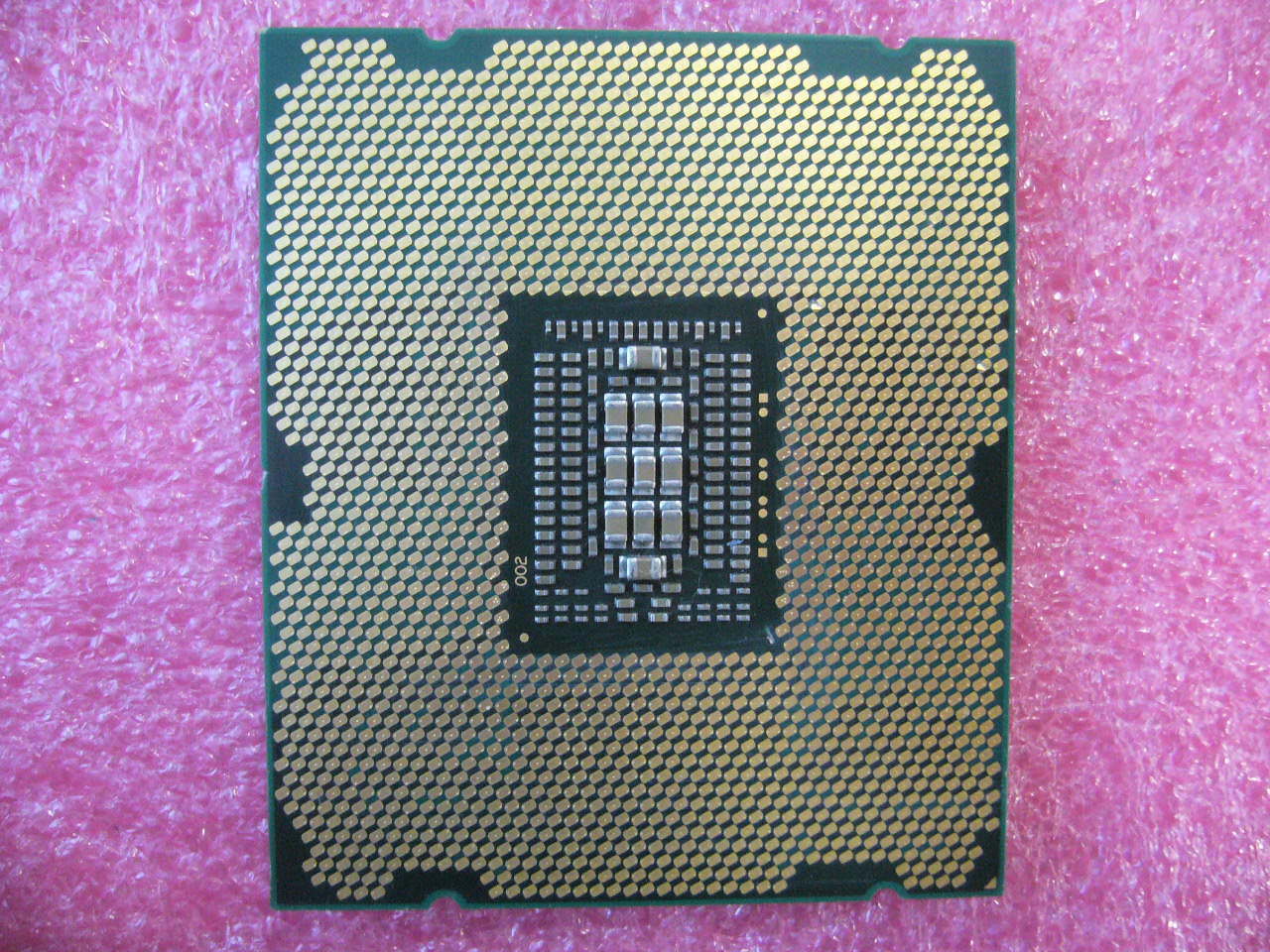 QTY 1x Intel CPU E5-2640 CPU 6-Cores 2.5Ghz LGA2011 SR0KR Mem Channel damaged - Click Image to Close