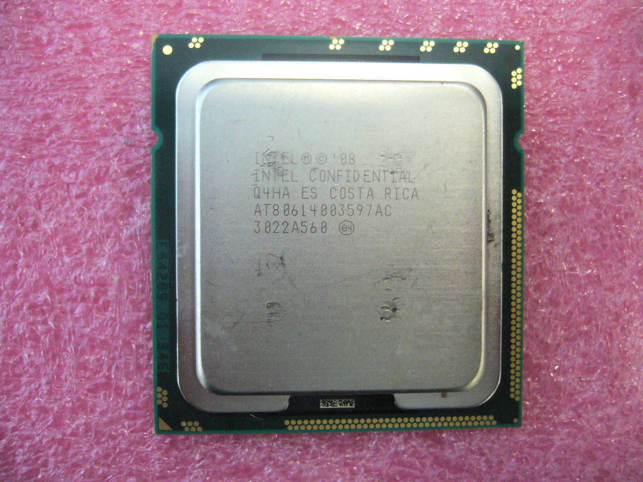 QTY 1x INTEL Six-Cores Xeon ES CPU E5645 2.40GHZ/12MB LGA1366 Q4HA - zum Schließen ins Bild klicken