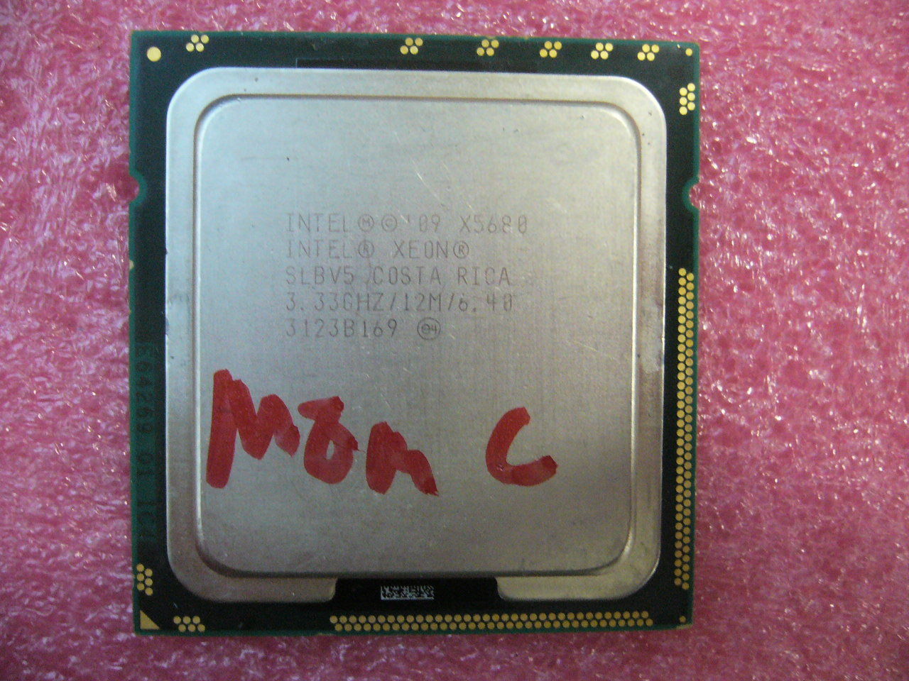 QTY 1x INTEL Six-Cores Xeon CPU X5680 3.33GHZ/12MB LGA1366 SLBV5 mem C not work - zum Schließen ins Bild klicken
