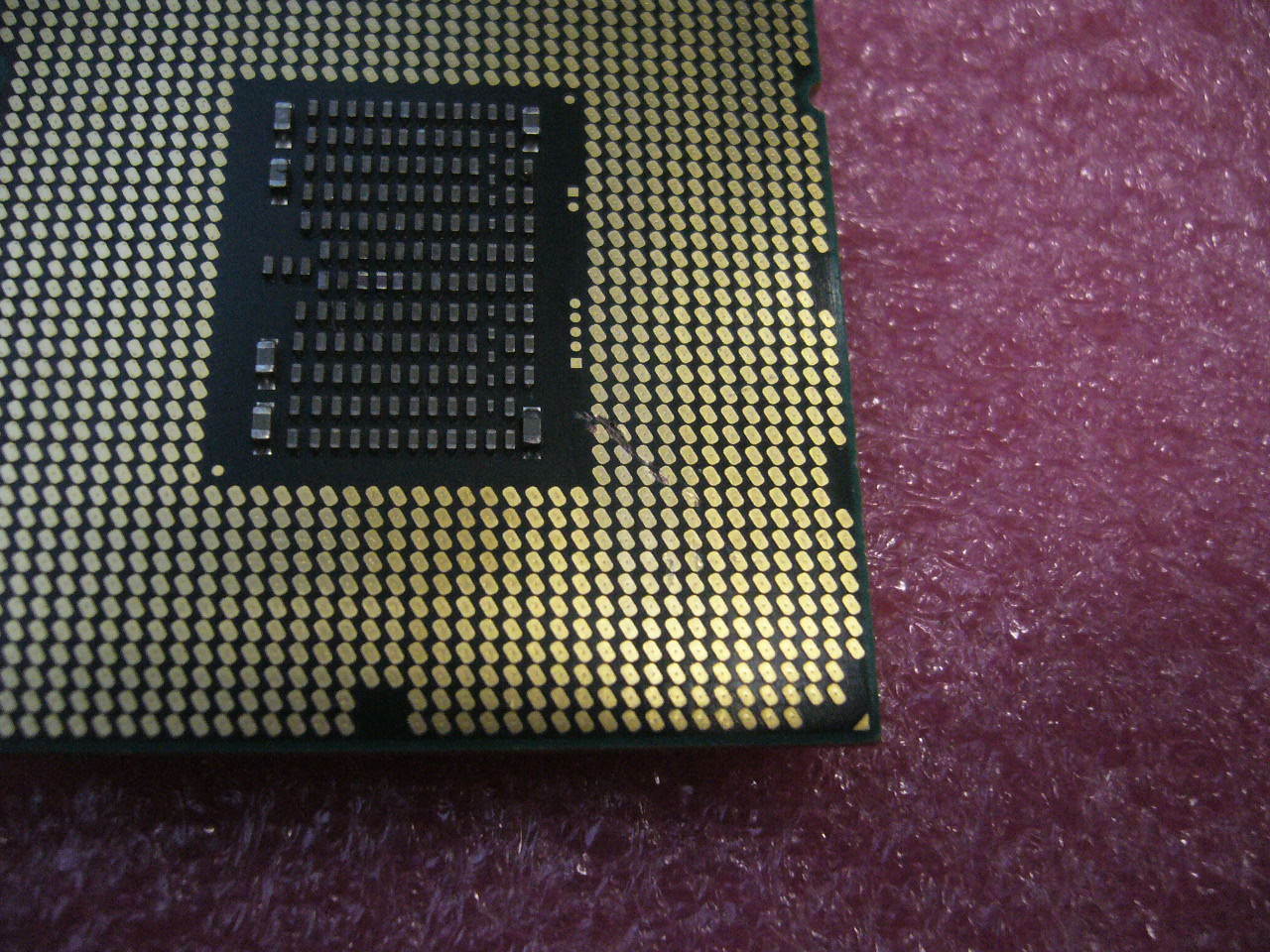 QTY 1x INTEL Six-Cores Xeon CPU X5680 3.33GHZ/12MB LGA1366 SLBV5 mem C not work - Click Image to Close
