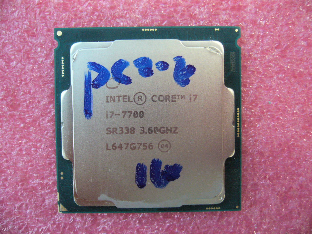 QTY 1x Intel CPU i7-7700 Quad-Cores 3.6Ghz 8MB LGA1151 SR338 PCIE 16x slot not w