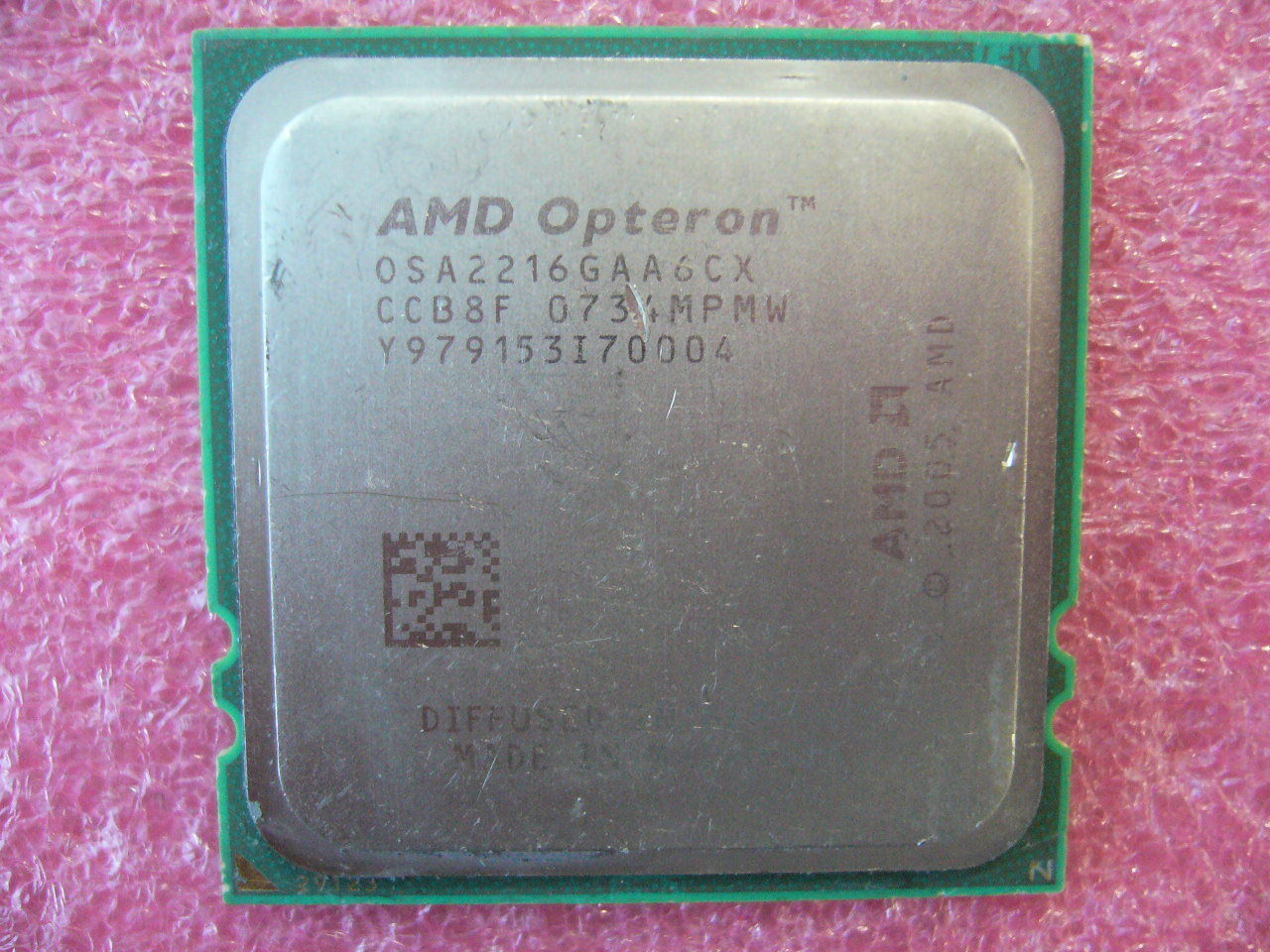 QTY 1x AMD OSA2216GAA6CX Opteron 2216 2.4 GHz Dual Core CPU Socket F 1207