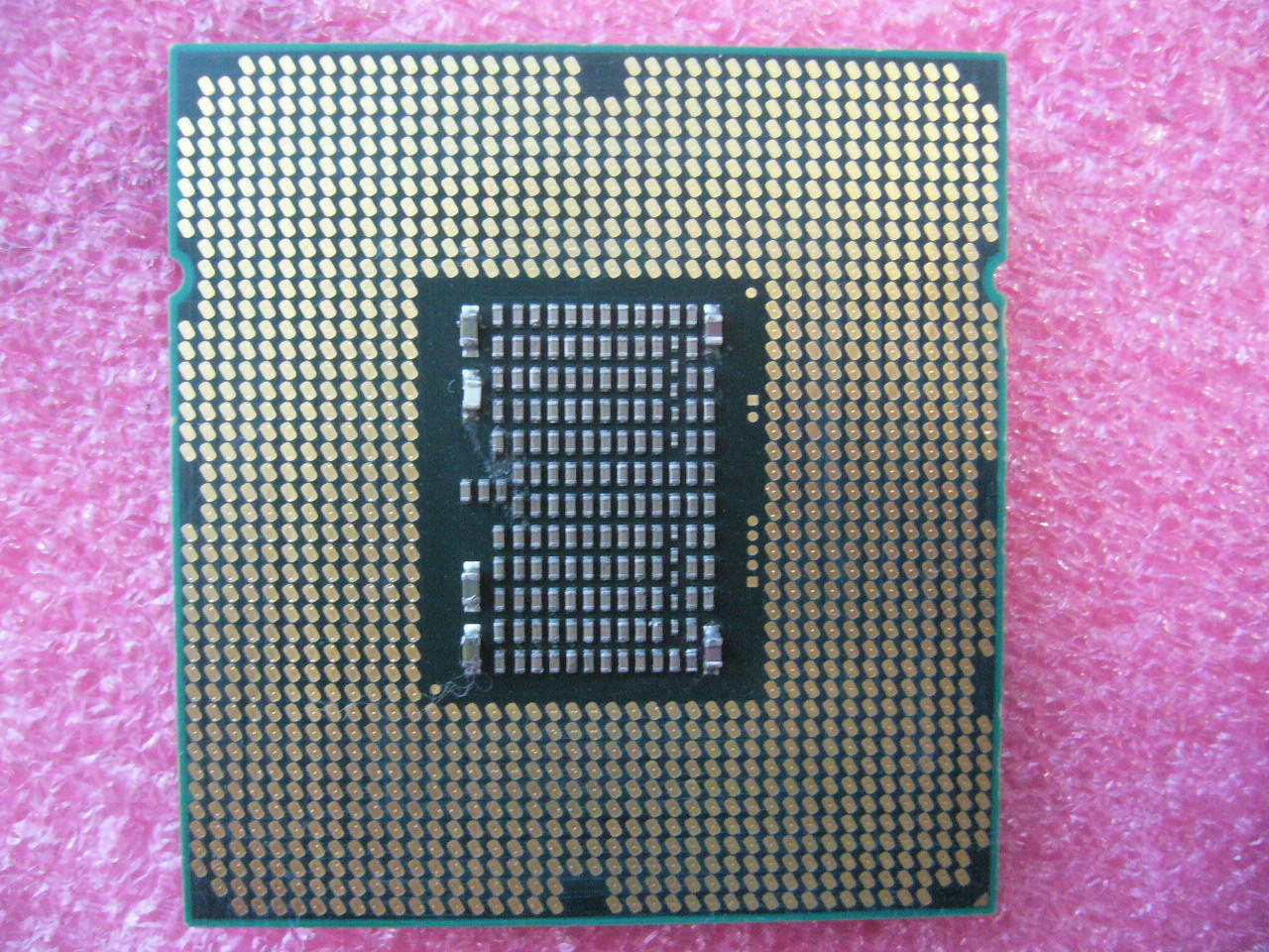 QTY 1x INTEL Six-Cores CPU X5650 2.66GHZ/12MB 6.4GT/s QPI LGA1366 SLBV3 - zum Schließen ins Bild klicken