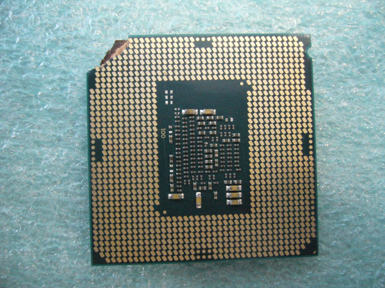 QTY 1x Intel CPU i3-6100 Dual-Cores 3.7Ghz LGA1151 SR2HG NOT WORKING broken - zum Schließen ins Bild klicken