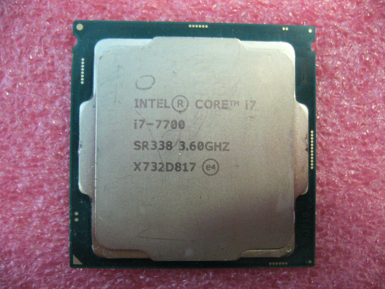 QTY 1x Intel CPU i7-7700 Quad-Cores 3.6Ghz 8MB LGA1151 SR338 bent corner - Click Image to Close