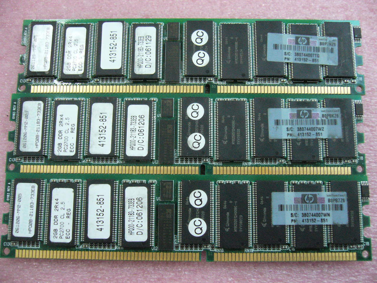 1x 2GB DDR 333 PC-2700R ECC Registered Server memory HP PN 413152-851