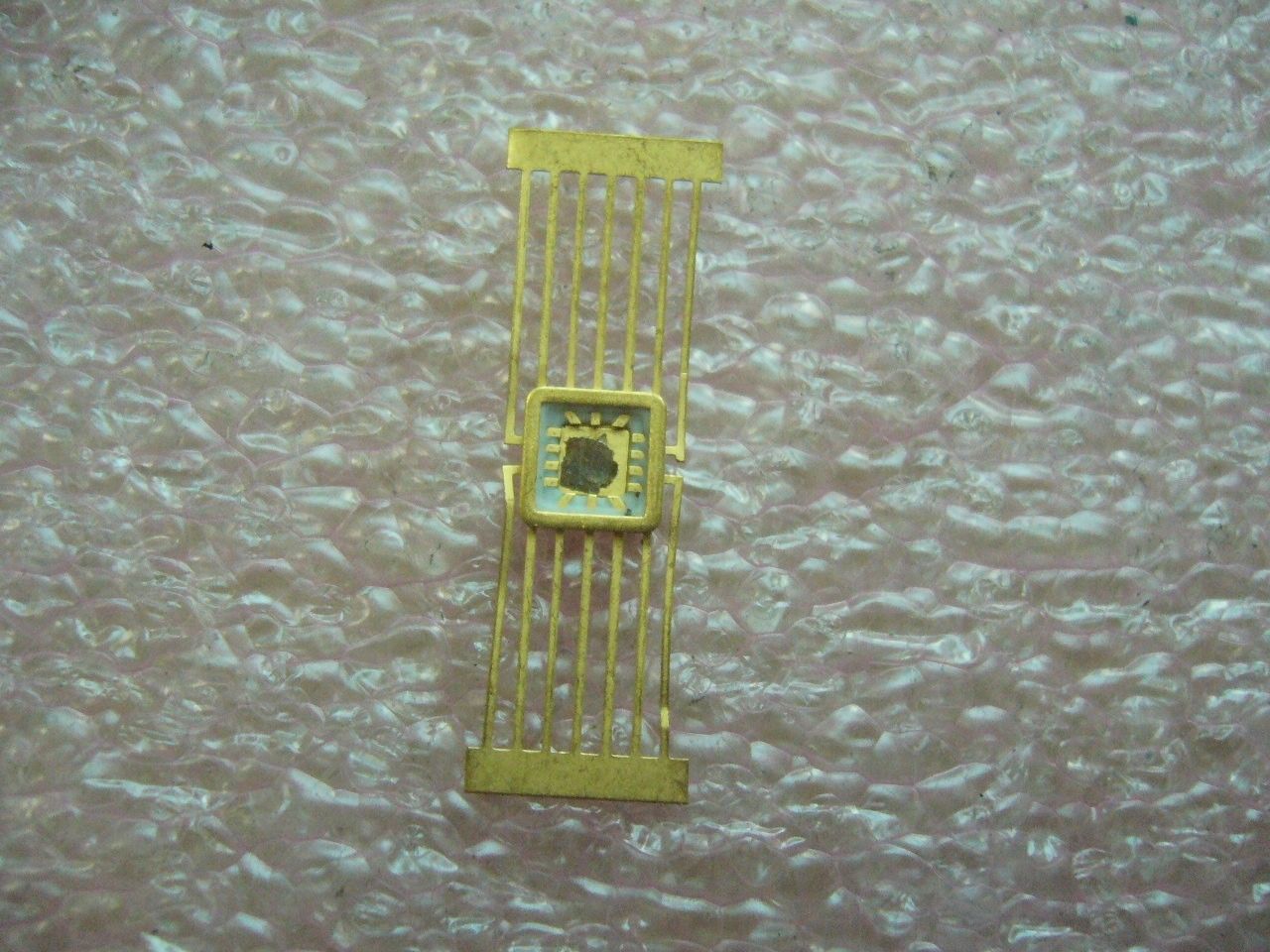 Vintage un-finished small chip as pictured with Gold legs
