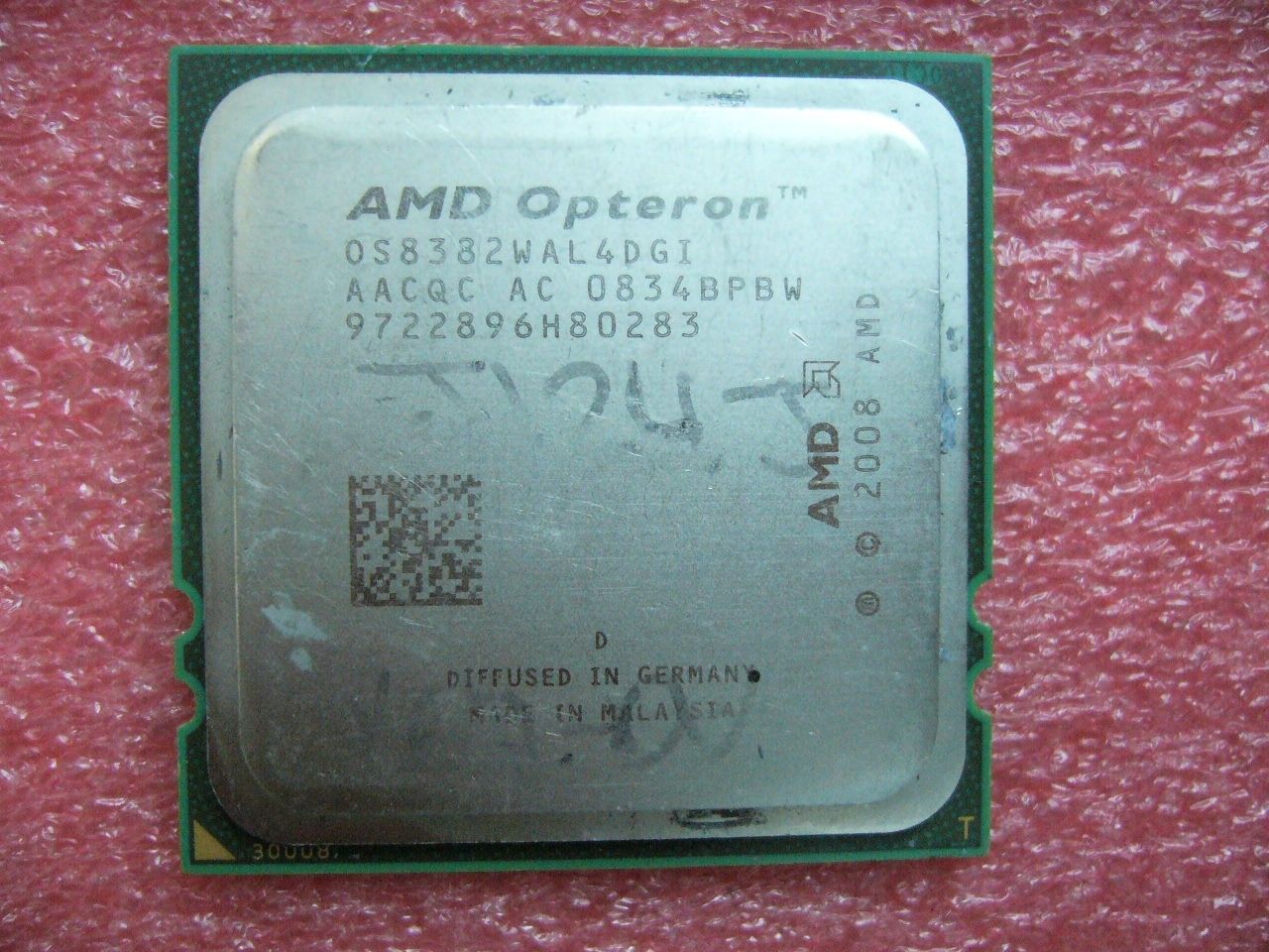 QTY 1x AMD Opteron 8382 2.6 GHz Quad-Core (OS8382WAL4DGI) CPU Socket F 1207 - Click Image to Close