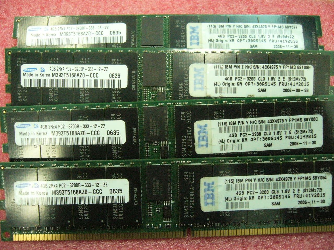 QTY 1x 4GB DDR2 PC2-3200R ECC Registered Server memory IBM FRU 41Y2815 30R5145