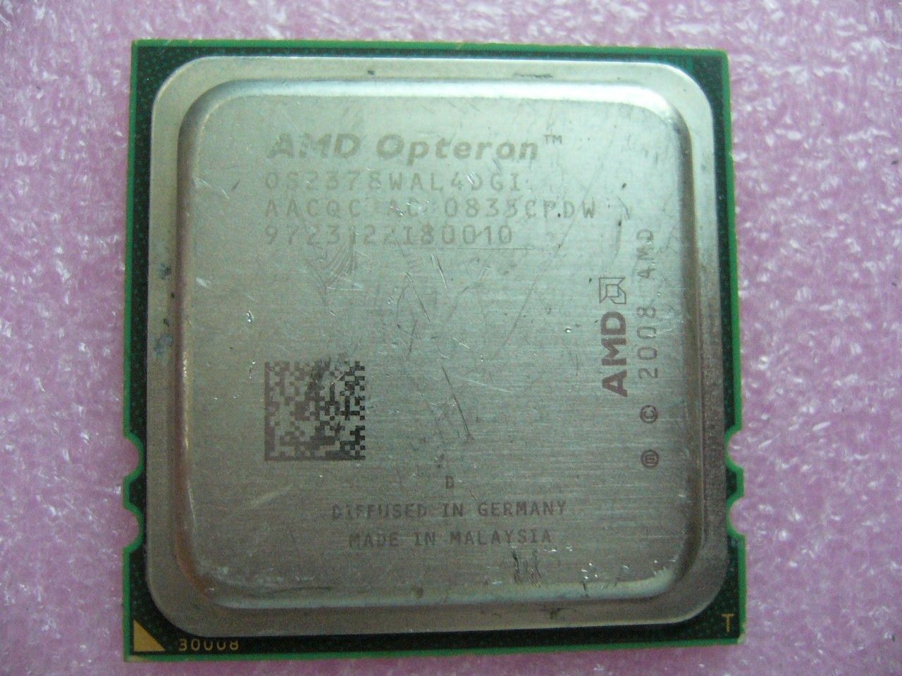 QTY 1x AMD Opteron 2378 2.4 GHz Quad-Core (OS2378WAL4DGI) CPU Socket F 1207