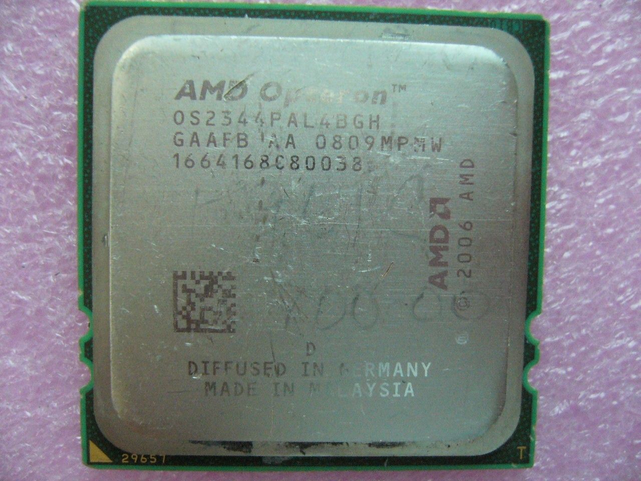 QTY 1x AMD Opteron 2344 HE 1.7 GHz Quad-Core (OS2344PAL4BGH) CPU Socket F 1207