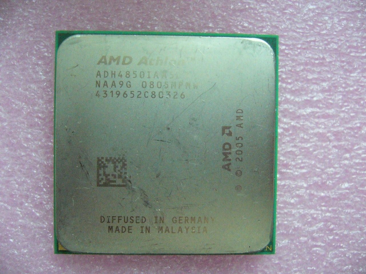 QTY 1x AMD Athlon X2 4850e 2.5 GHz Dual-Core (ADH4850IAA5DO) CPU Socket AM2 940