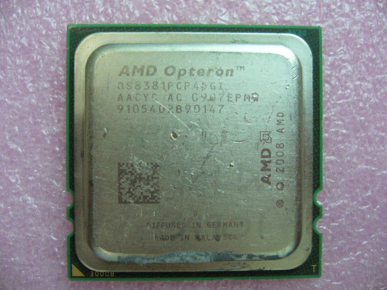 QTY 1x AMD Opteron 8381 HE 2.5 GHz Quad-Core (OS8381PCP4DGI) CPU Socket F 1207 - zum Schließen ins Bild klicken