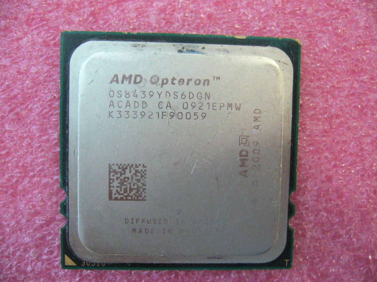 QTY 1x AMD Opteron 8439 SE 2.8 GHz Six Core (OS8439YDS6DGN) CPU Socket F 1207